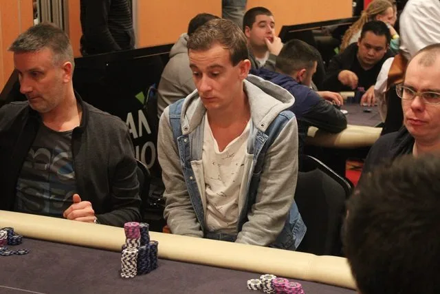 Patrick Renkers | 2016/01 - Utrecht Poker Series - €700 NLHE Main Event - 